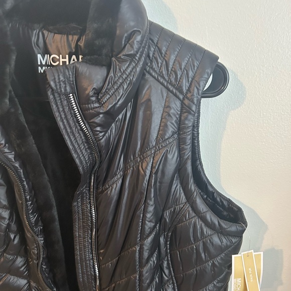 MICHAEL KORS WOMEN'S BLACK FAUX FUR LINED ZIPPERED VEST JACKET SZ M NWT $125 - Picture 9 of 11